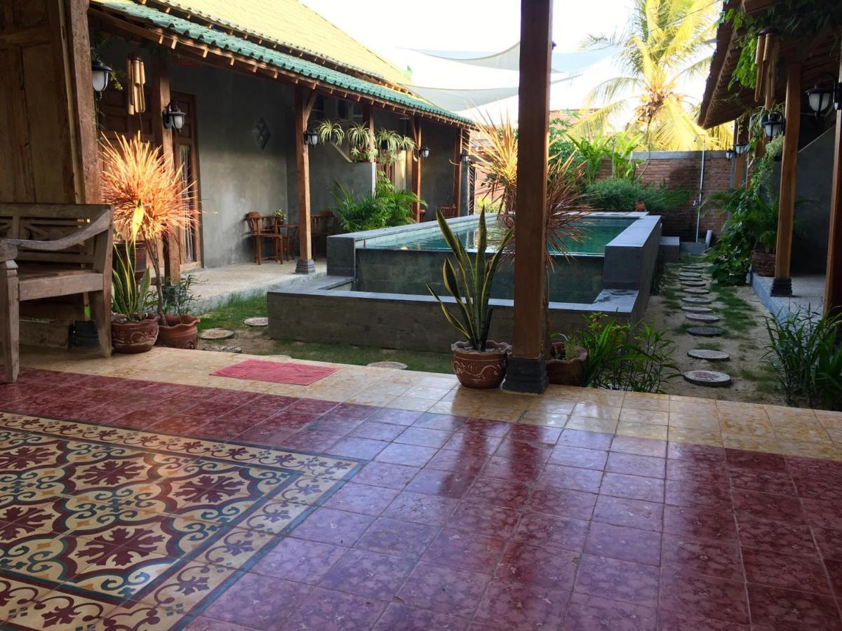 Watukarung Ristu Homestay Kalak Exterior foto